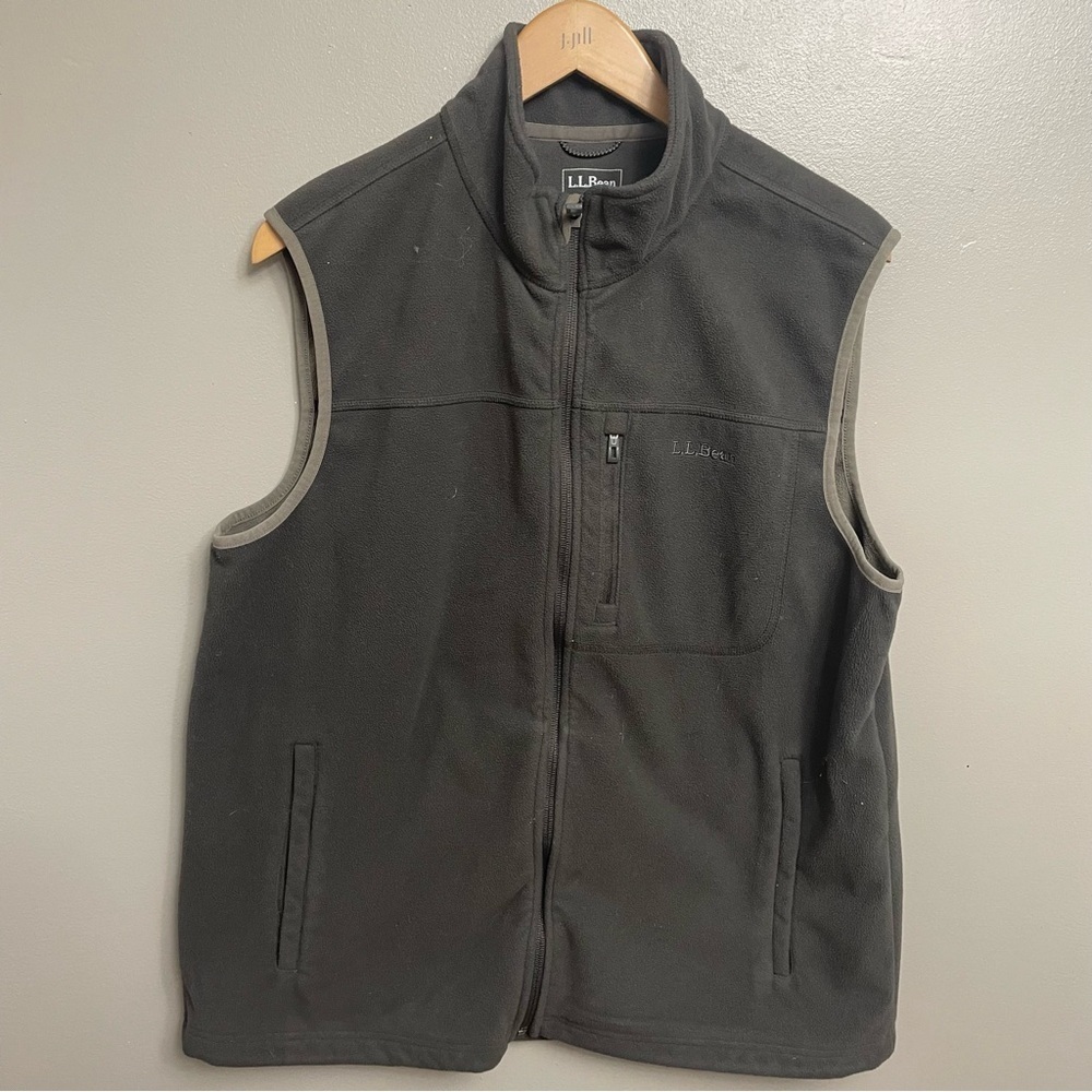 L. L. Bean men’s Medium fleece vest outdoors Gorpcore hiking camping